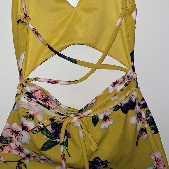 Spring Flower 🌸 Jumpsuit - Picture 4 of 5